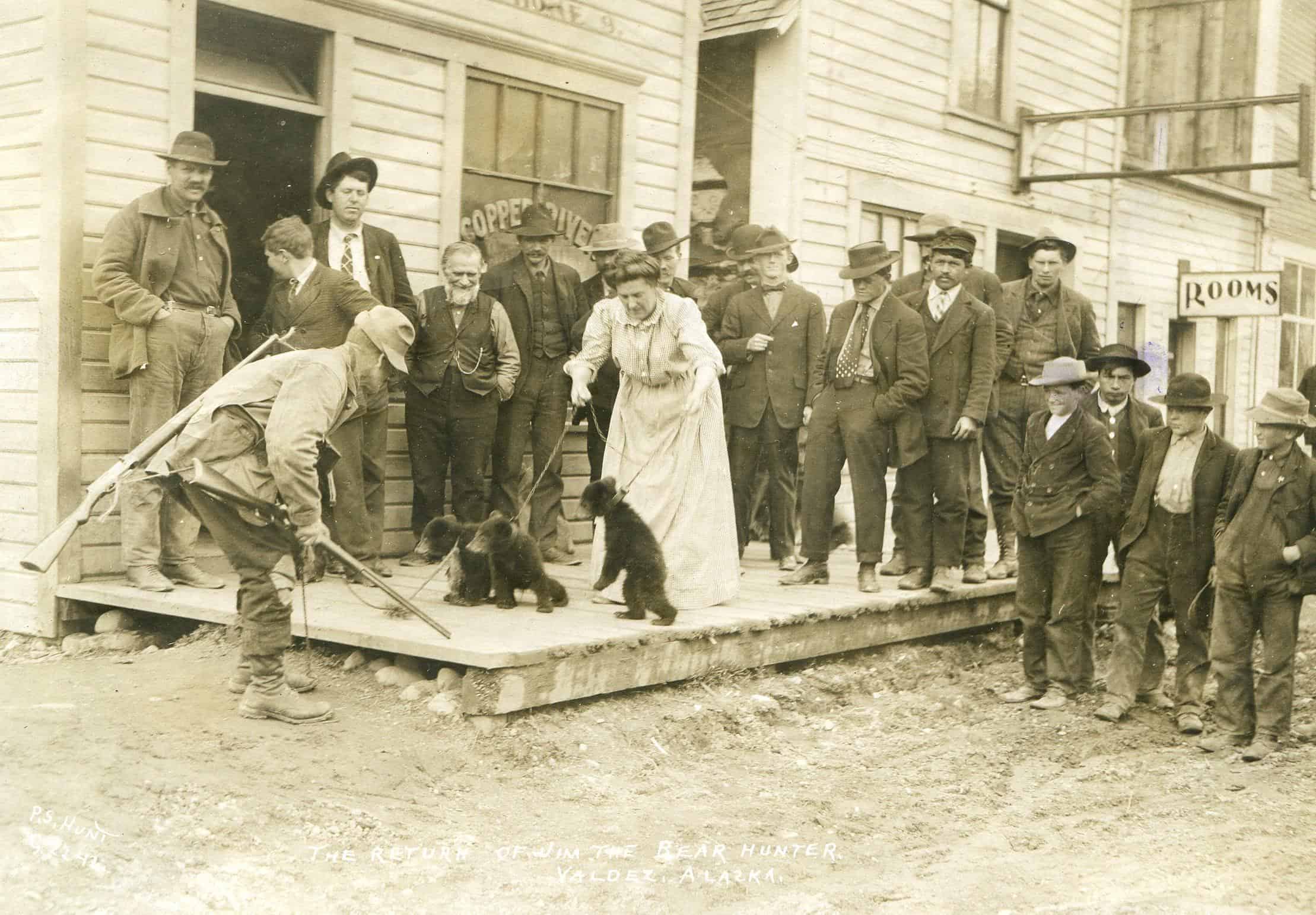 Tuesday Nite History Talk : Lillian Moore